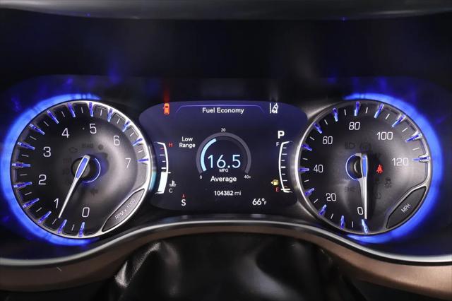 2017 Chrysler Pacifica Touring-L Plus