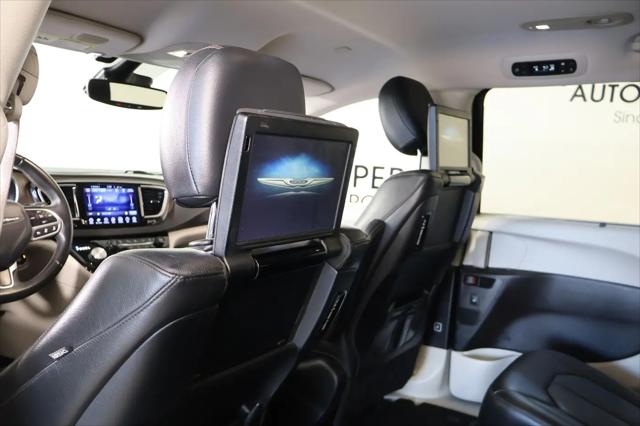 2017 Chrysler Pacifica Touring-L Plus