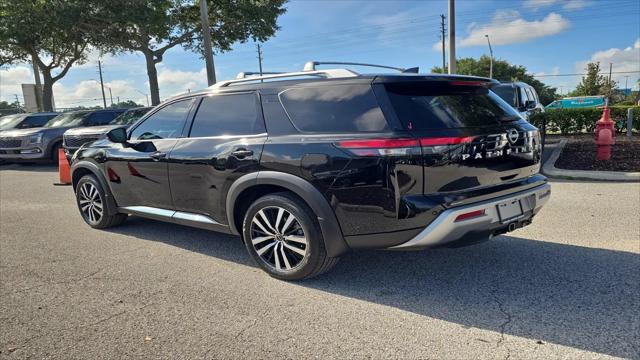 2025 Nissan Pathfinder Platinum FWD
