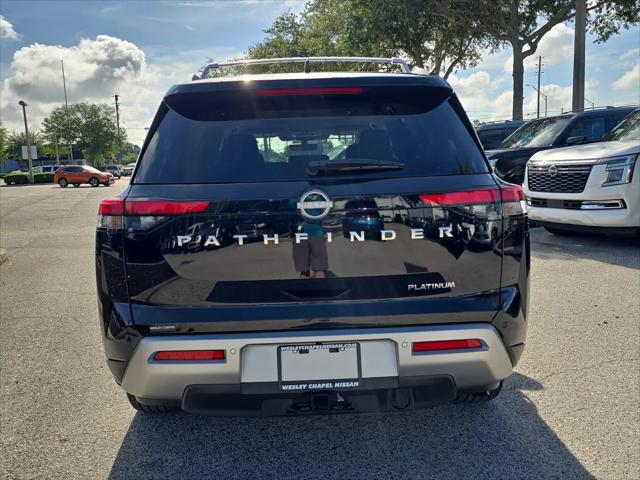 2025 Nissan Pathfinder Platinum FWD