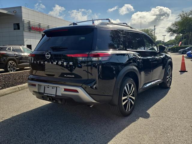 2025 Nissan Pathfinder Platinum FWD
