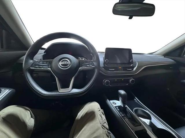 2024 Nissan Altima SV FWD