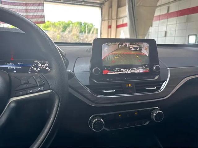2024 Nissan Altima SV FWD