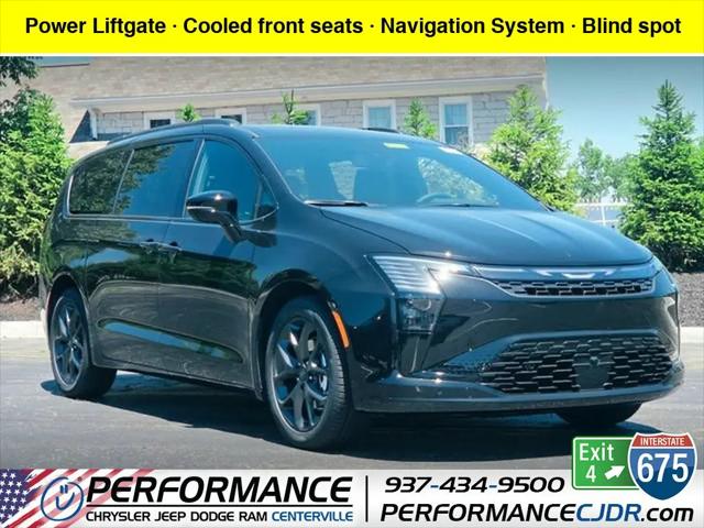 2027 Chrysler Pacifica Limited for sale in Centerville, OH