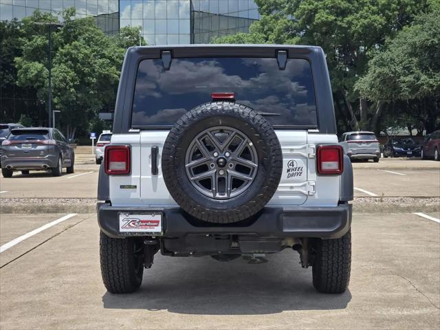 2023 Jeep Wrangler 4-Door Willys 4x4