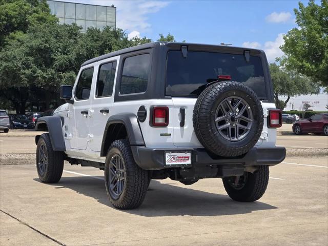 2023 Jeep Wrangler 4-Door Willys 4x4