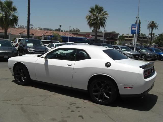 2020 Dodge Challenger SXT