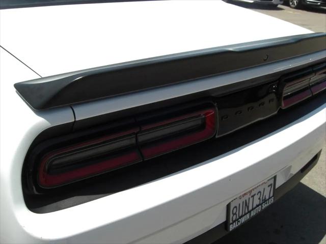 2020 Dodge Challenger SXT