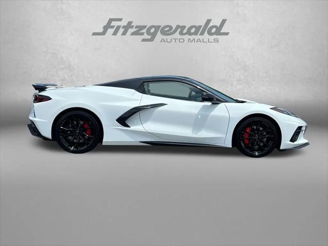 2026 Chevrolet Corvette Stingray Convertible, 2LT, RWD