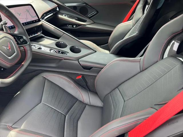 2026 Chevrolet Corvette Stingray Convertible, 2LT, RWD