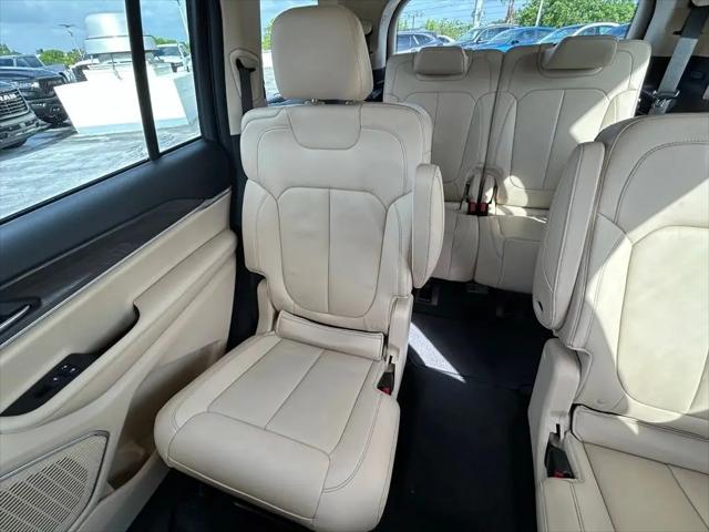 2022 Jeep Grand Cherokee L Limited 4x2