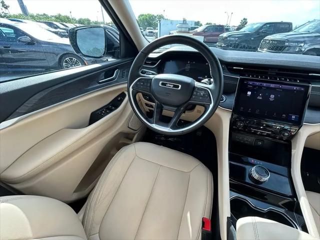 2022 Jeep Grand Cherokee L Limited 4x2