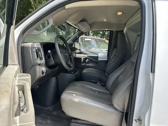 2021 GMC Savana Cargo RWD 2500 Regular Wheelbase Work Van