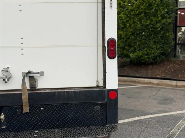 2021 Chevrolet Express Cutaway Work Van