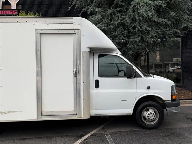 2021 Chevrolet Express Cutaway Work Van
