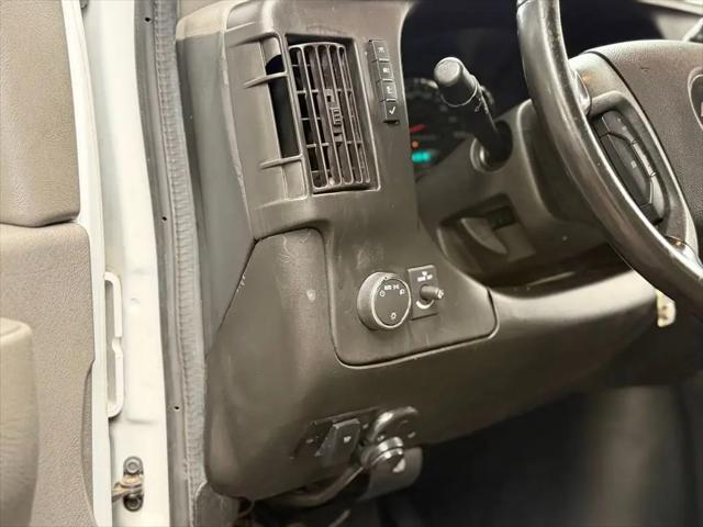 2021 Chevrolet Express Cutaway Work Van