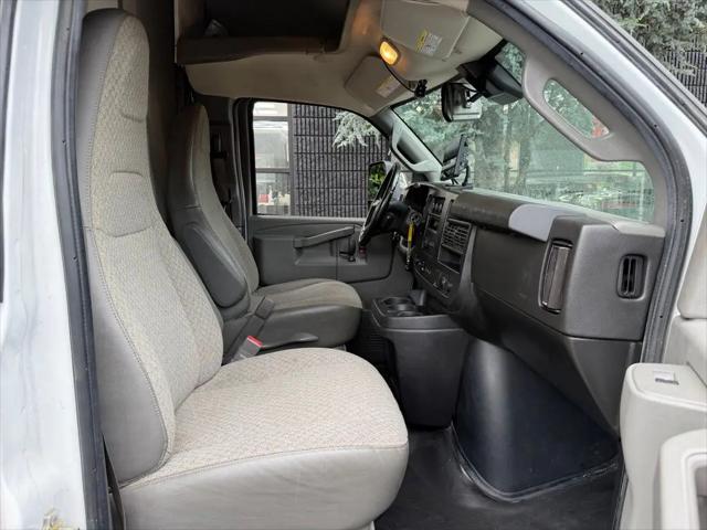 2021 Chevrolet Express Cutaway Work Van