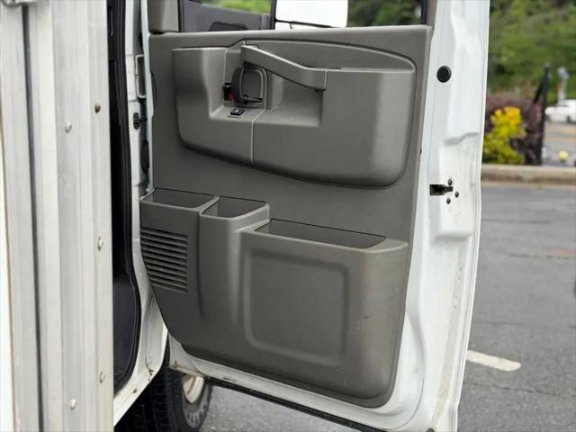 2021 Chevrolet Express Cutaway Work Van