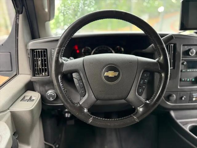 2021 Chevrolet Express Cutaway Work Van