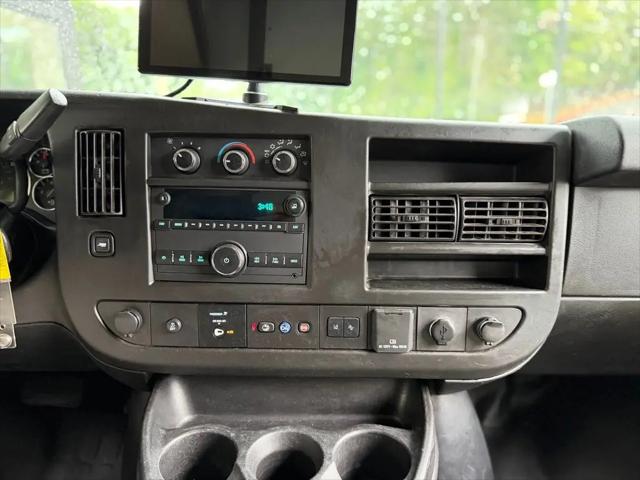 2021 Chevrolet Express Cutaway Work Van