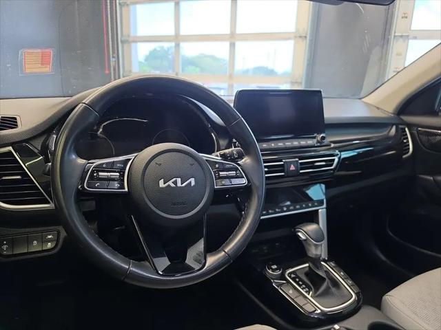 2023 Kia Seltos EX
