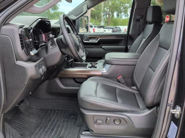 2024 Chevrolet Silverado 3500HD 4WD Crew Cab Standard Bed LT