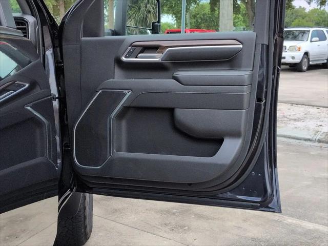 2024 Chevrolet Silverado 3500HD 4WD Crew Cab Standard Bed LT