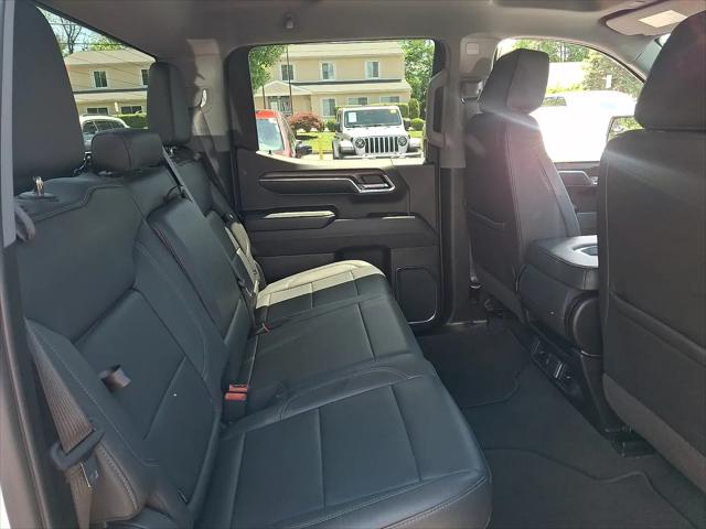 2024 GMC Sierra 1500 4WD Crew Cab Short Box SLT