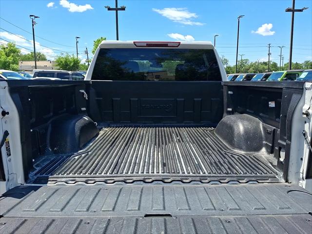 2024 GMC Sierra 1500 4WD Crew Cab Short Box SLT