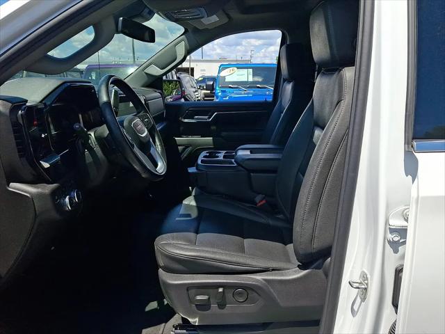 2024 GMC Sierra 1500 4WD Crew Cab Short Box SLT