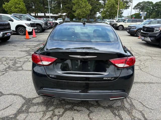 2016 Chrysler 200 S