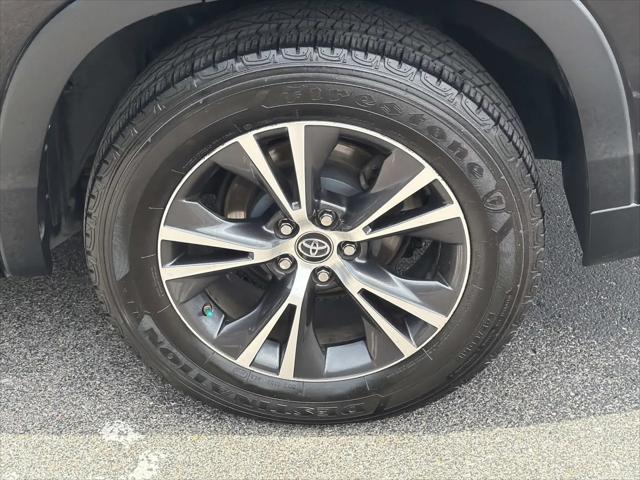 2016 Toyota Highlander XLE V6
