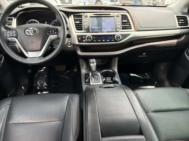 2016 Toyota Highlander XLE V6