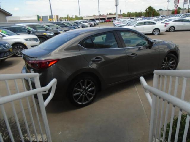 2018 Mazda Mazda3 Touring