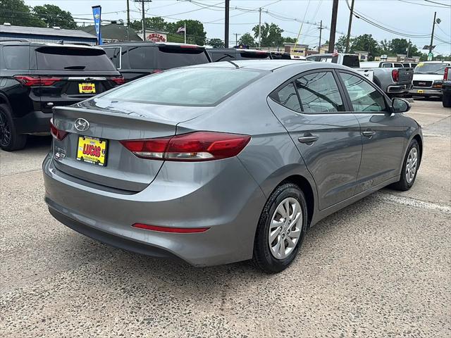 2018 Hyundai Elantra SE