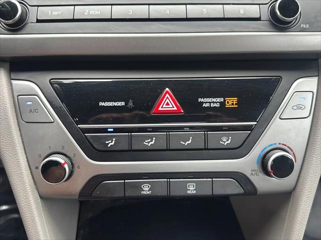 2018 Hyundai Elantra SE