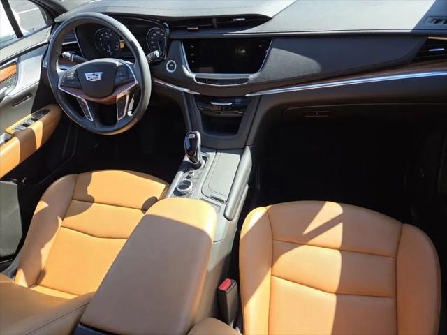 2025 Cadillac XT5 AWD Premium Luxury