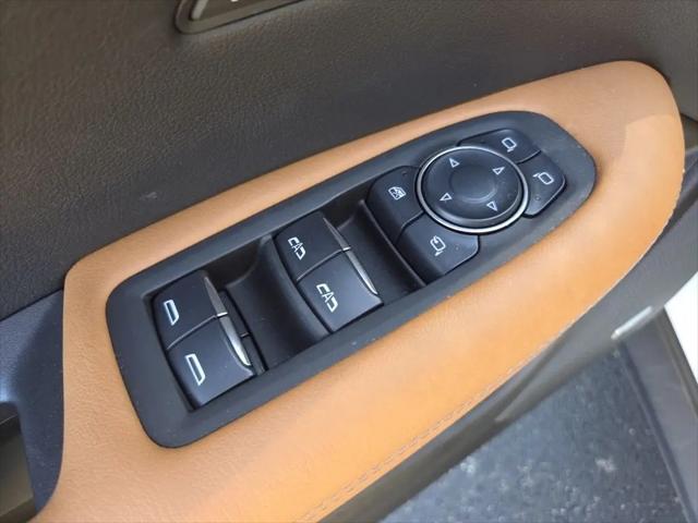 2025 Cadillac XT5 AWD Premium Luxury