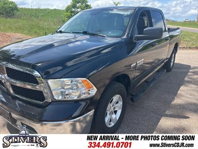 2019 Ram 1500 Classic SLT Crew Cab 4x4 6'4" Box