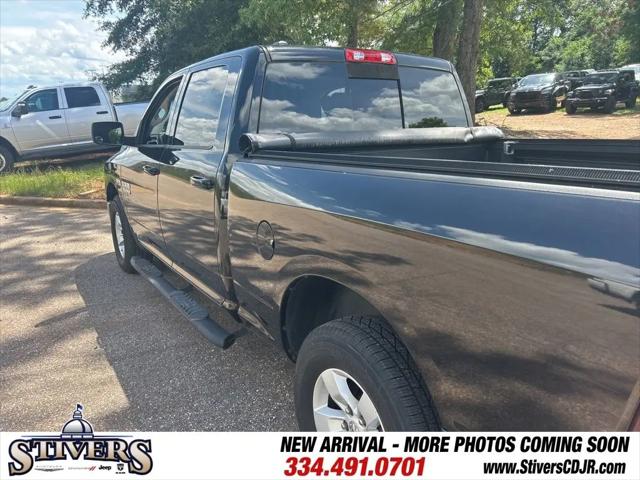 2019 Ram 1500 Classic SLT Crew Cab 4x4 6'4" Box
