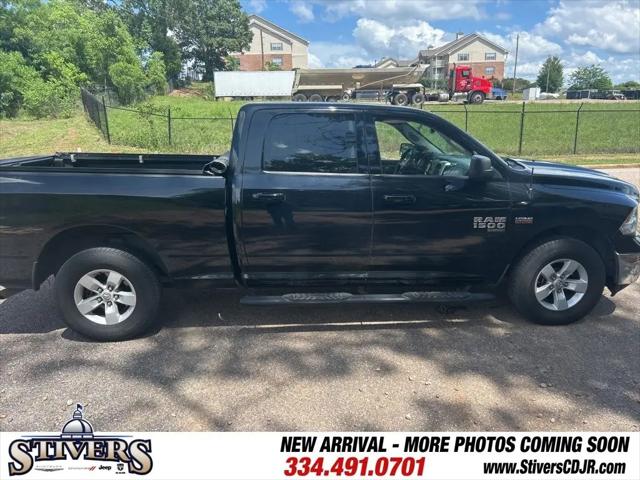 2019 Ram 1500 Classic SLT Crew Cab 4x4 6'4" Box