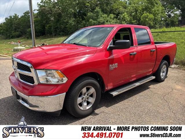 2022 Ram 1500 Classic SLT Crew Cab 4x2 5'7" Box