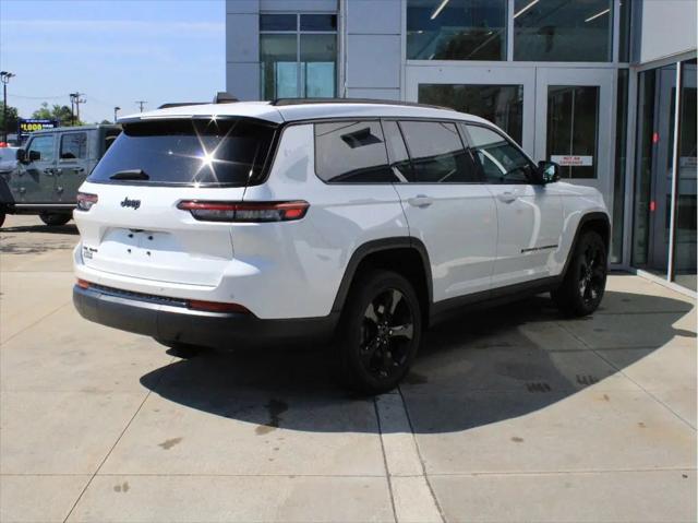 2023 Jeep Grand Cherokee L Altitude 4x4