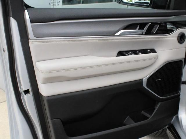 2026 Jeep Grand Wagoneer 4x4