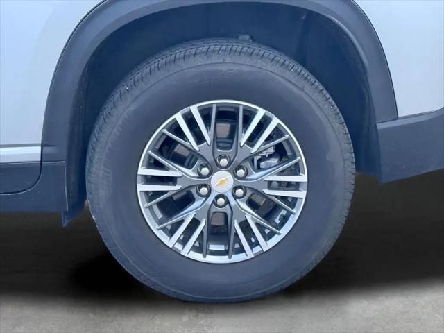 2025 Chevrolet Traverse FWD LT