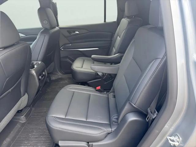 2025 Chevrolet Traverse FWD LT