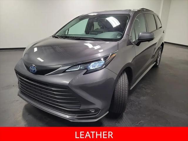 2025 Toyota Sienna XLE