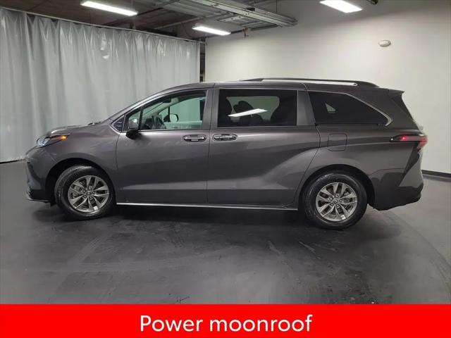 2025 Toyota Sienna XLE