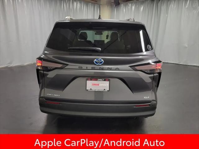 2025 Toyota Sienna XLE