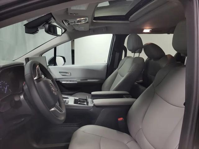 2025 Toyota Sienna XLE